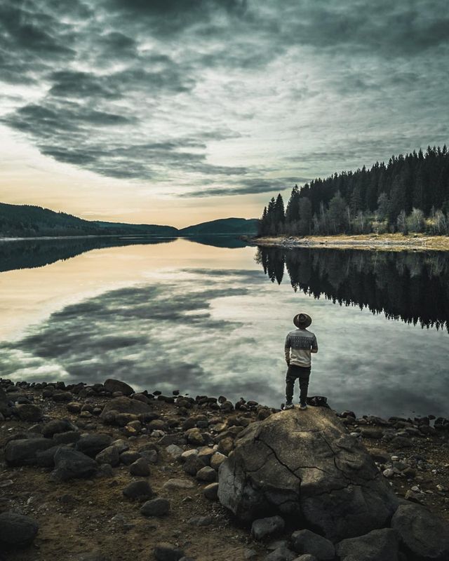 Мандри світом від фотографа-самоучки: неймовірні кадри - фото 260042