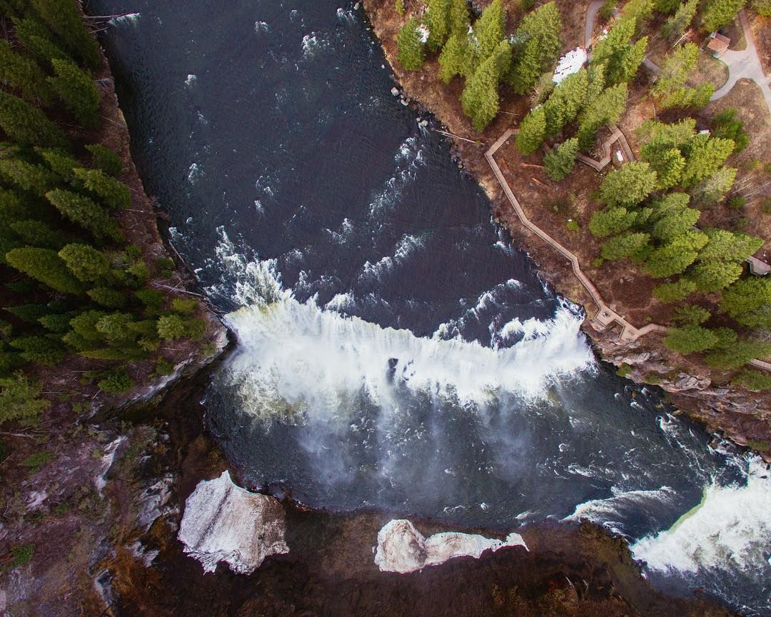 Таємничі пейзажі світу від талановитого фотографа