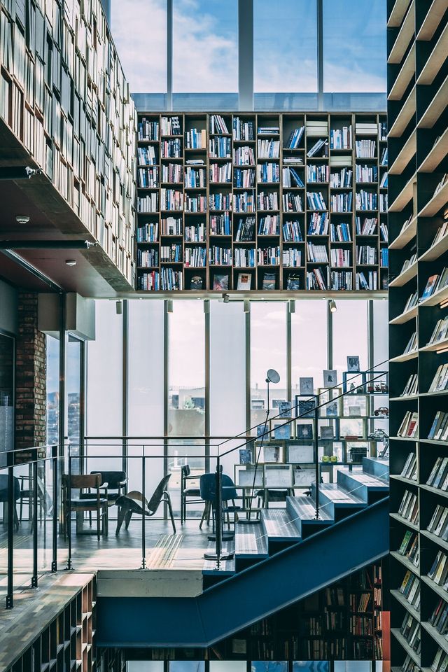 Фотограф показав своє життя у Сеулі: яскраві кадри - фото 262946