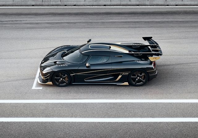 Koenigsegg представив два останніх суперкара Agera - фото 261210