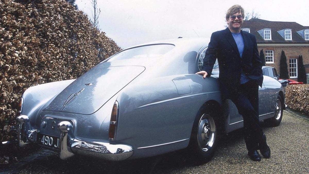 Автомобіль має повну сервісну історію - фото 1