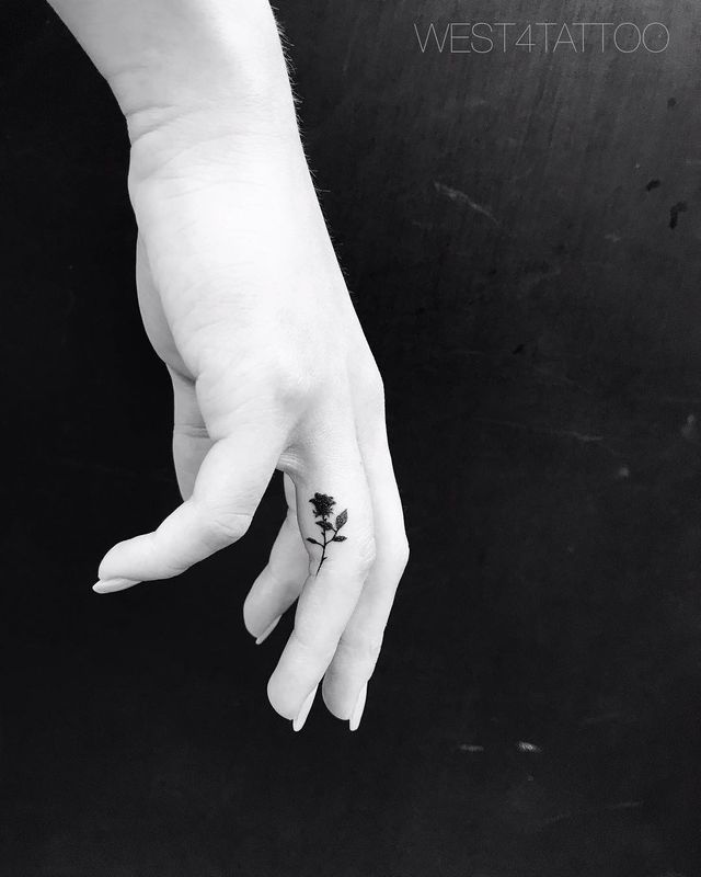 Мінімалістичні тату / Instagram - фото 265582