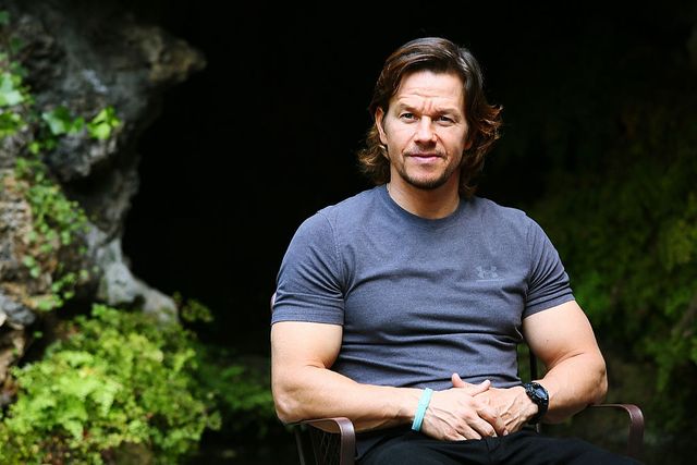 Марк Волберг продаватиме машини - фото 264467