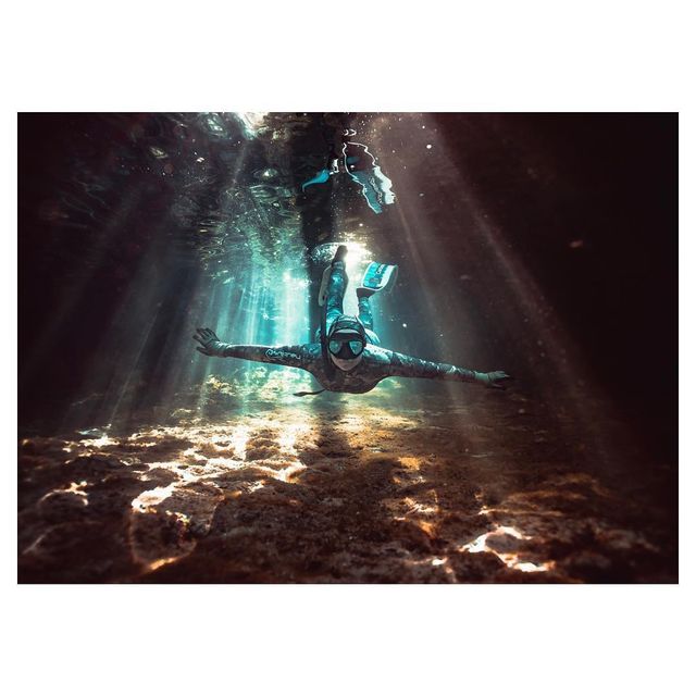 Фотограф-дайвер створює казкові знімки на Гаваях - фото 262973