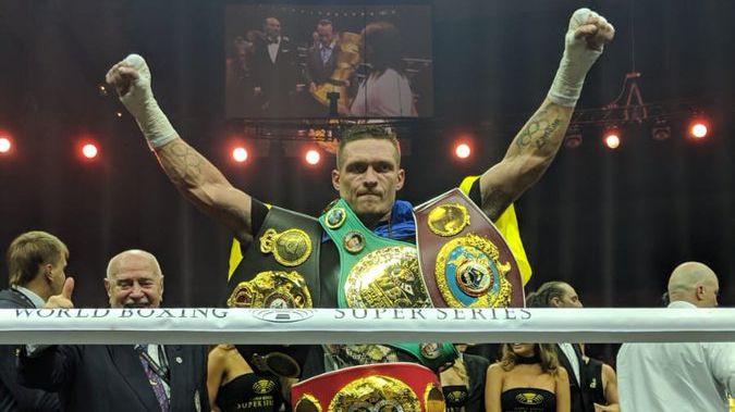 Усик переміг Гассієва - фото 1