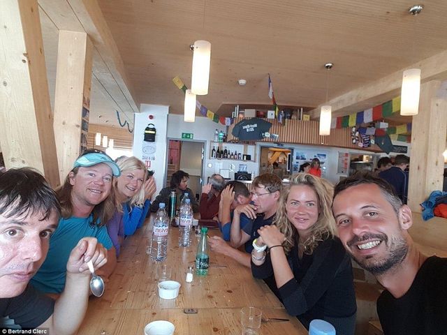 Як виглядає готель біля вершини Монблану - фото 264631