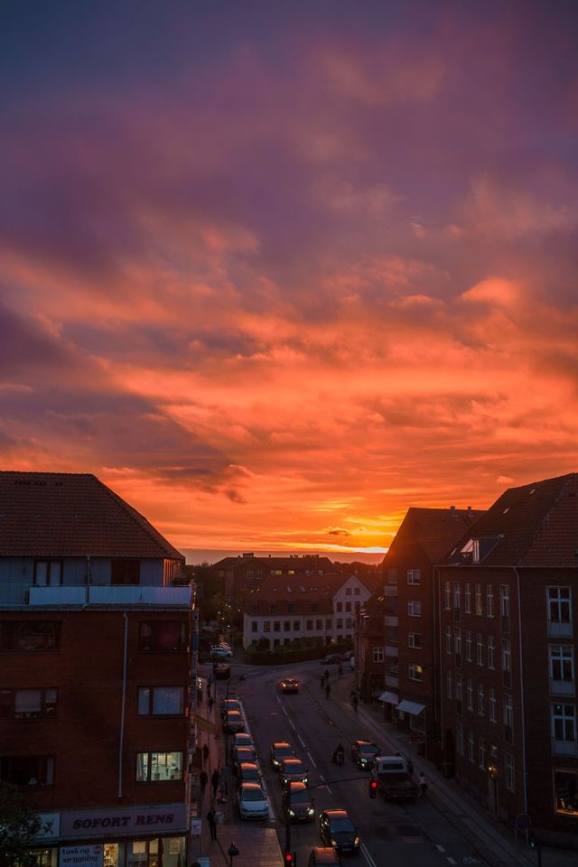 Рік з найщасливішими людьми у світі: сонячні фото - фото 259799