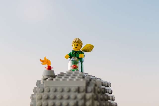 Ключові сцени з 'Маленького принца' з Lego - фото 266701