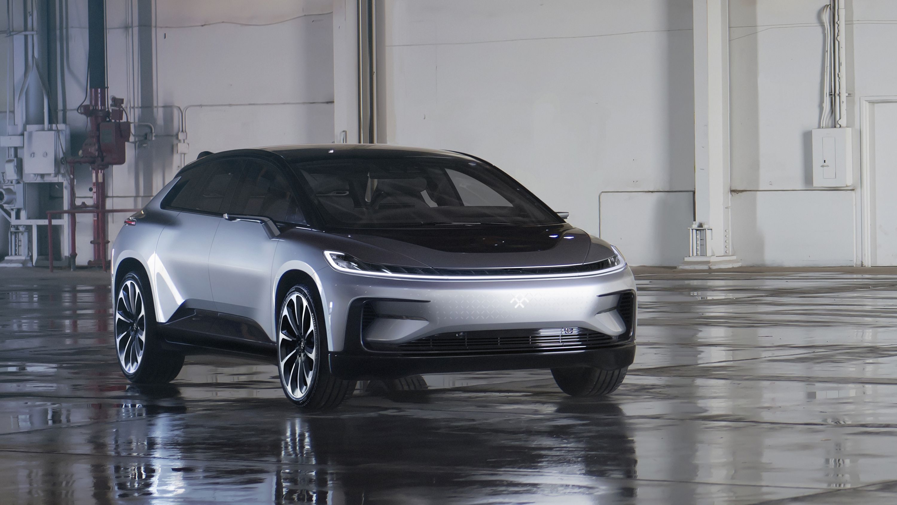 Faraday Future провела випробування серійного електрокросовера FF 91