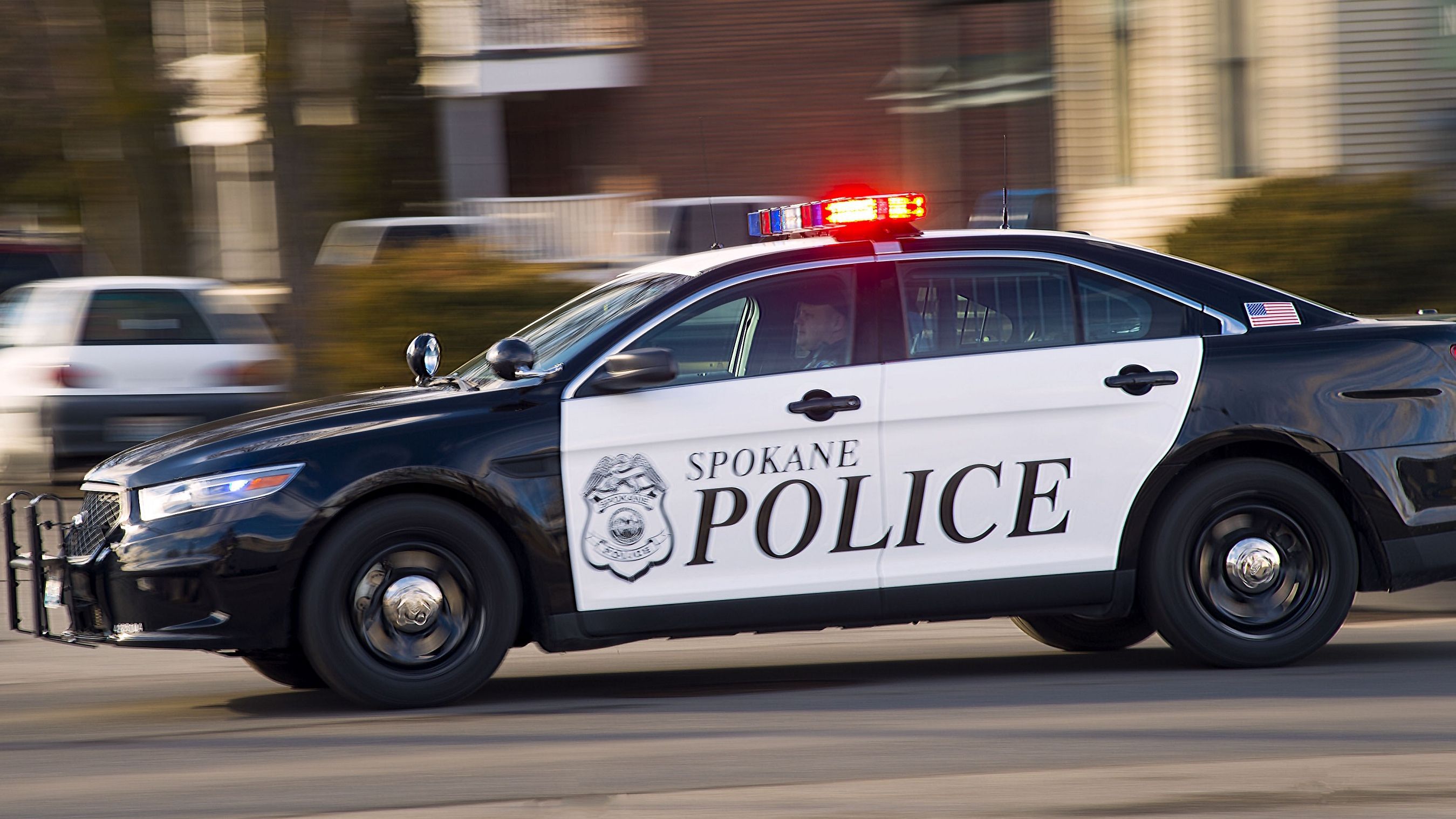 У США поліцейський прославився після благородного вчинку: відеофакт