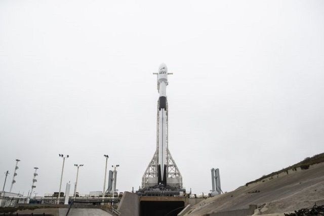 Falcon 9 - фото 1