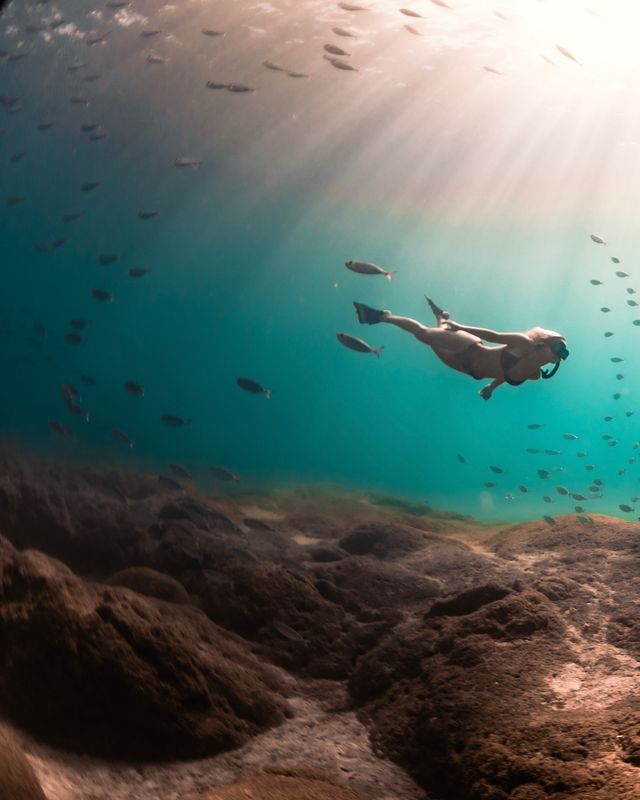 Фотограф-дайвер створює казкові знімки на Гаваях - фото 262981