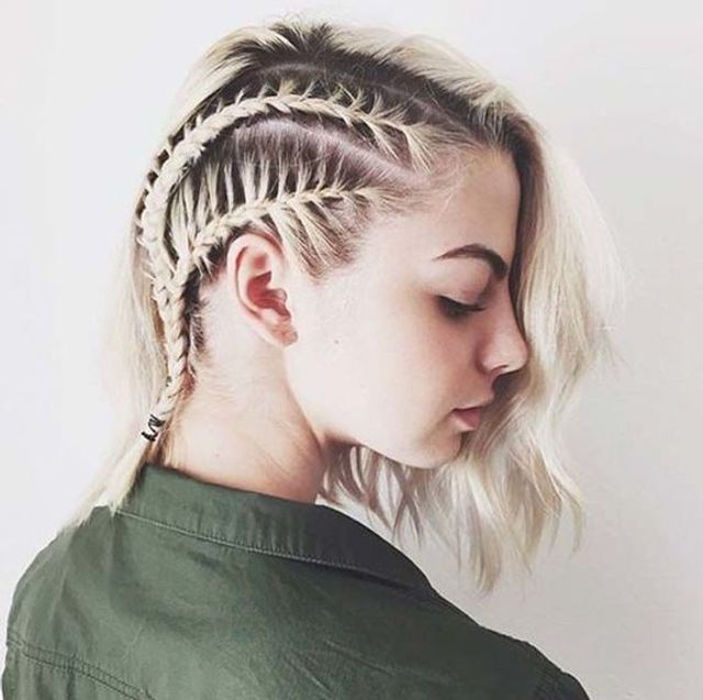 Чудова зачіска для тих, у кого коротке волосся- фото 264430