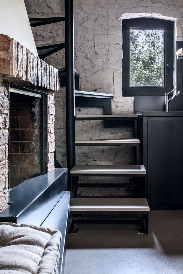 Старовинний дім в Італії отримав сучасний дизайн - фото 263478