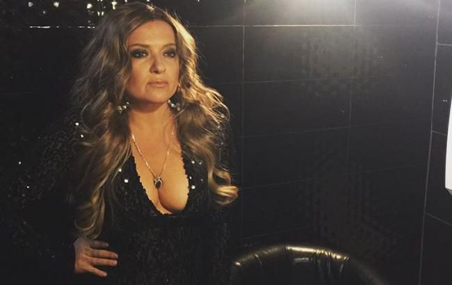 Могилевська вразила шанувальників фігурою в купальнику: відверте відео