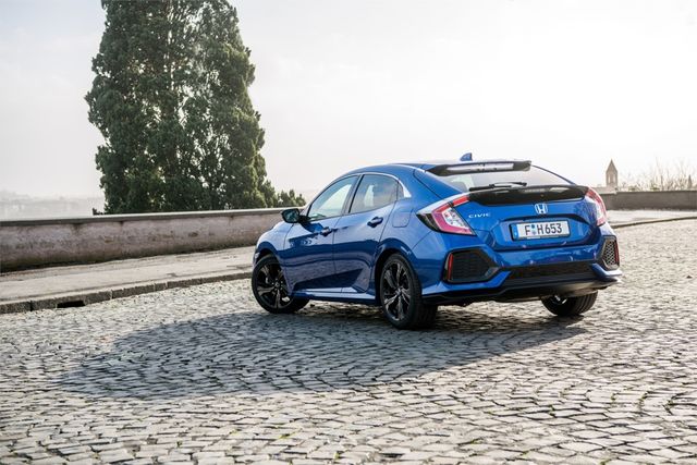 Дизельний Honda Civic витрачає 4,1 літра пального на сто кілометрів - фото 265453