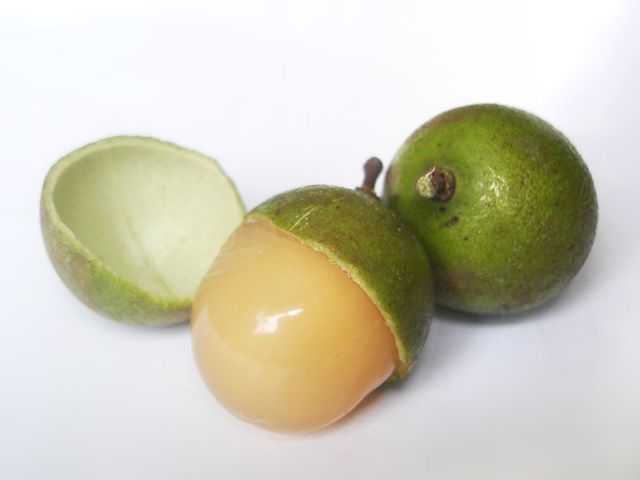 Цей фрукт активно бореться з безсонням- фото 260988