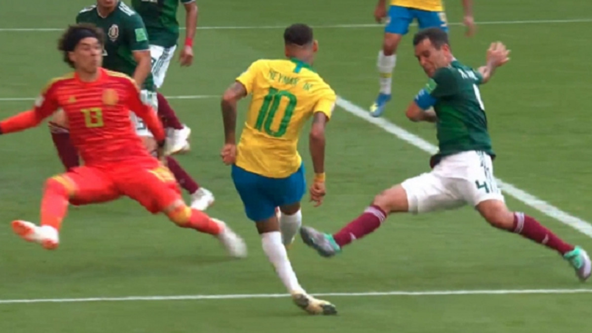 Бразилія - Мексика (матч 2-07-2018) - фото 1