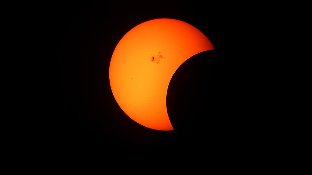Сонячне затемнення 12 липня буде частковим - фото 1
