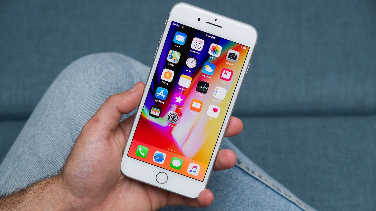 Коли надійде у продаж новий смартфон від Apple