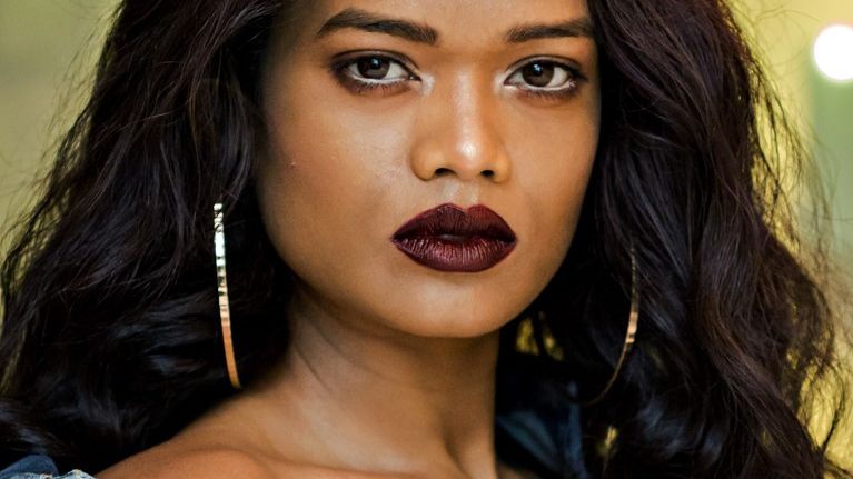 На думку дівчини, її схожість із зіркою допомагає розширювати сприйняття краси - фото 1