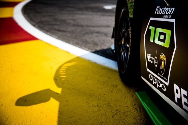 Спортивний Lamborghini Huracan отримав особливу версію - фото 265744