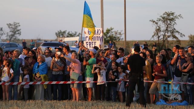 'Бумбокс' виступив на адмінмежі з Кримом - фото 264579