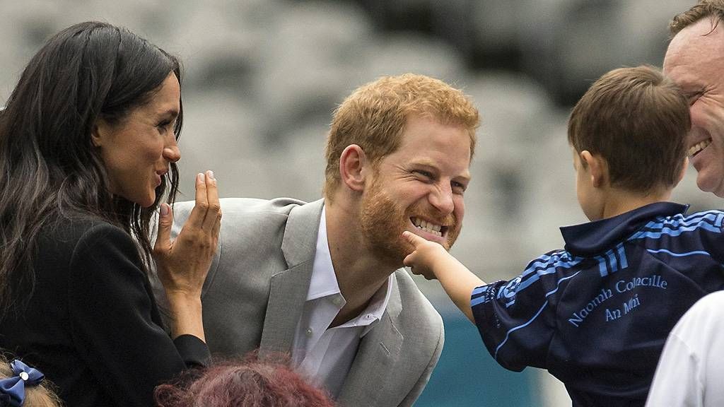 Принц Гаррі вперше відповів на запитання про вагітність Меган Маркл