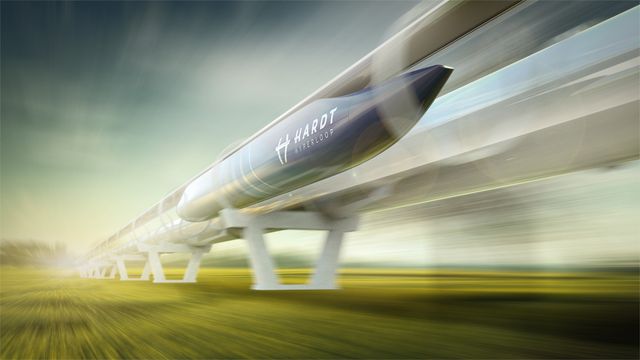 Зменшена версія капсули Hyperloop зробила рекордний заїзд - фото 265437