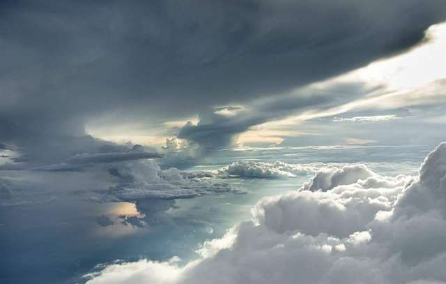 Як виглядають хмари на висоті шість тисяч метрів- фото 262099