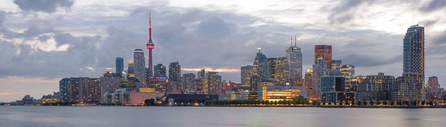 Як за годину змінюється Торонто - фото 266430