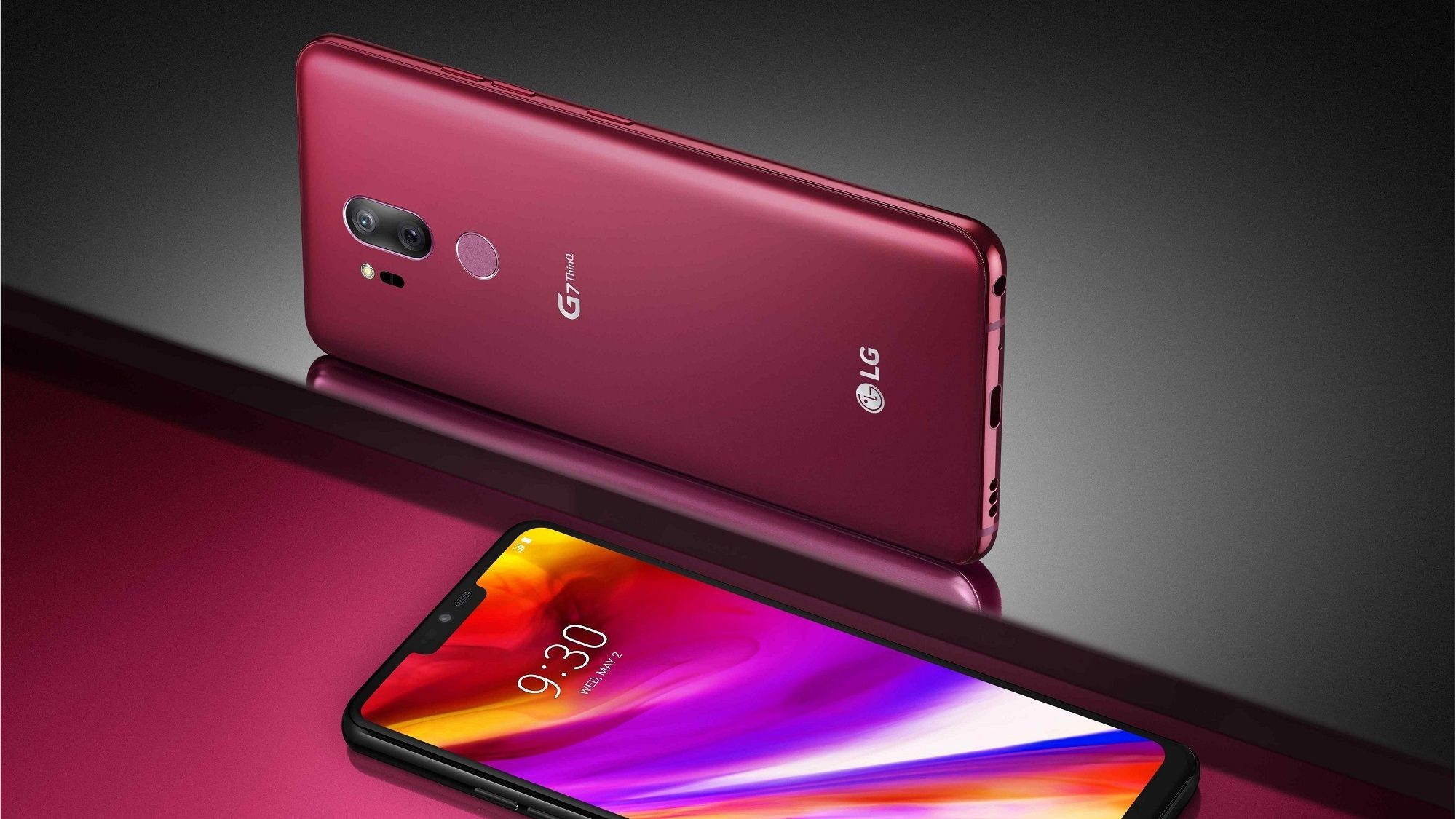 Не згинається і не боїться води: LG G7 ThinQ випробували на міцність