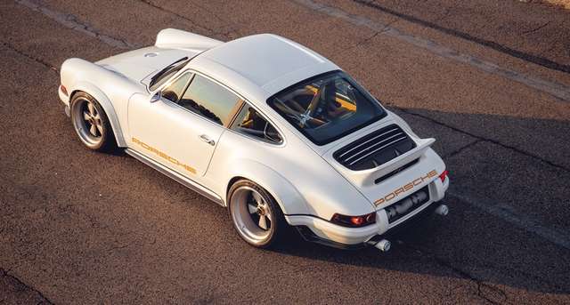 Singer і Williams зробили з 28-річного Porsche унікальний суперкар - фото 262435