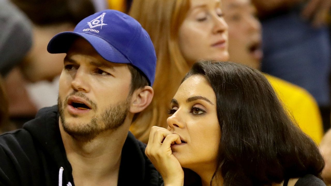 Міла Куніс прокоментувала чутки про розлучення з Ештоном Катчером