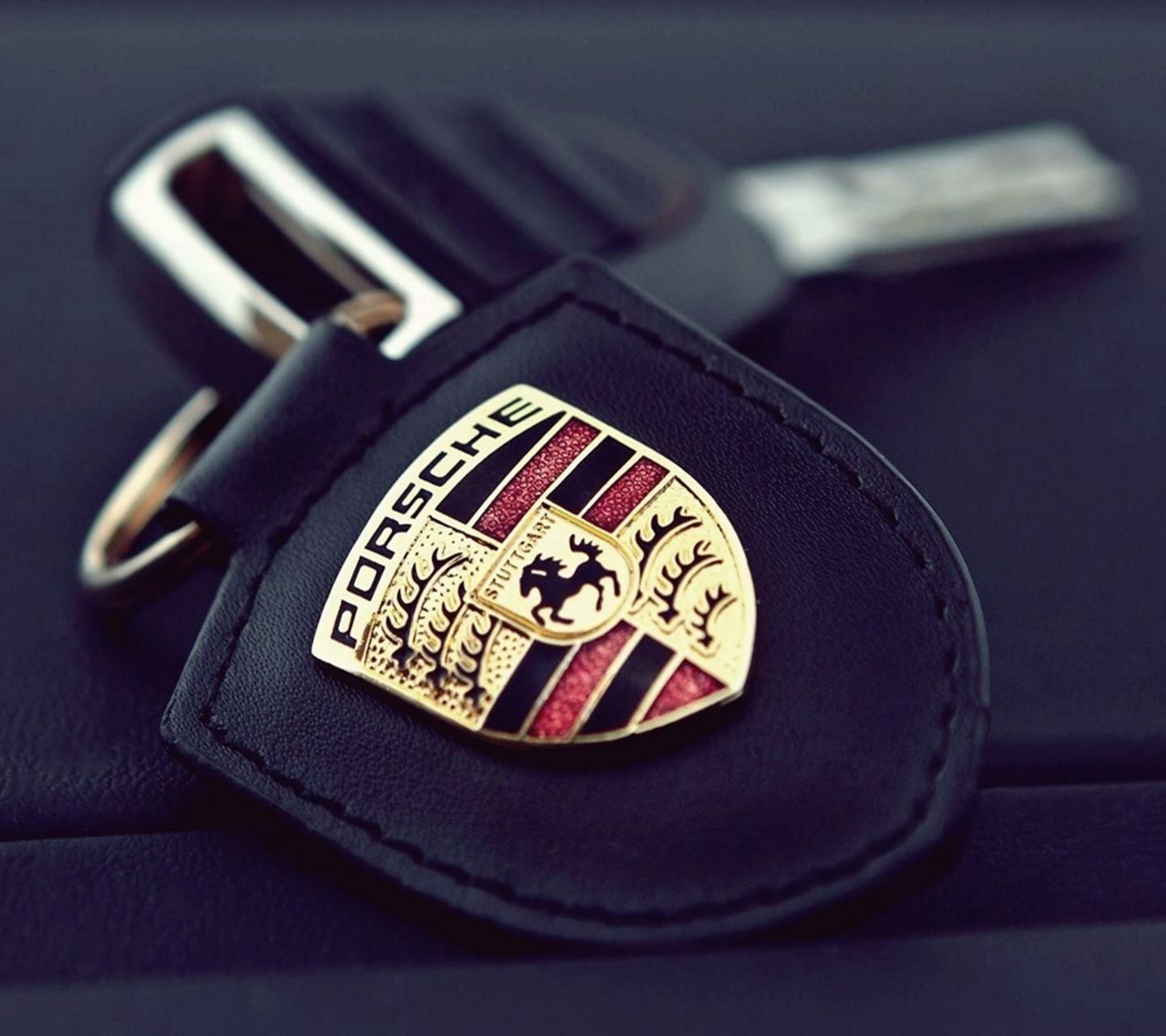 Porsche Project Gold покажуть 24 серпня - фото 1