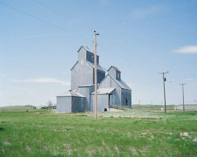 Незвично пусті вулички американського містечка- фото 266530