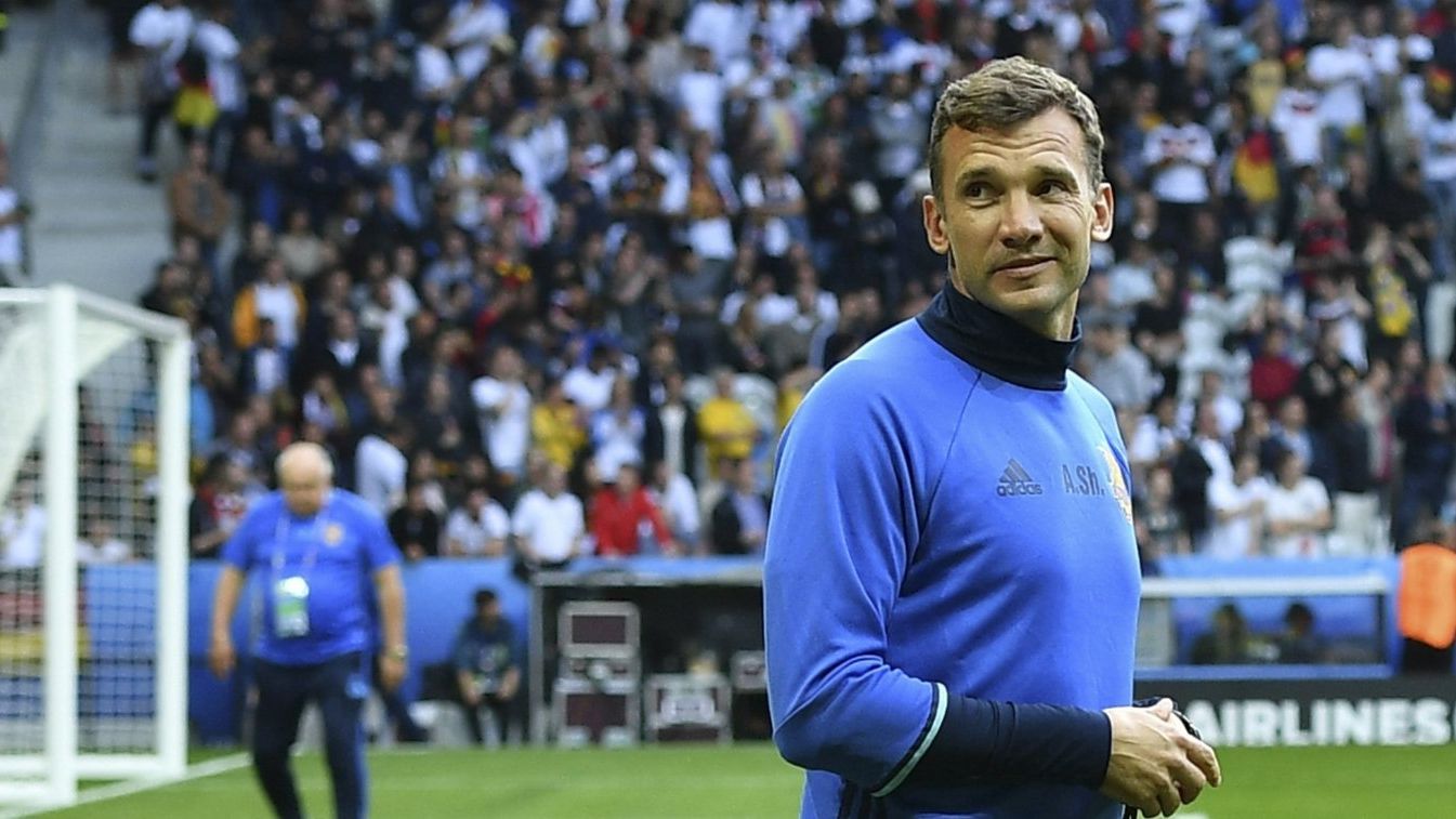 Шевченко та його дружина Крістен Пазік виховують чотирьох синів - фото 1