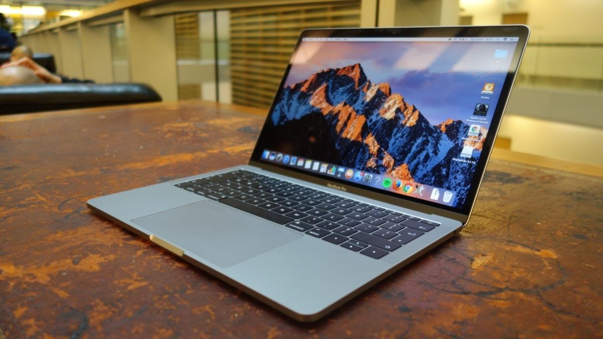 У мережі розповіли про оновлений MacBook Pro