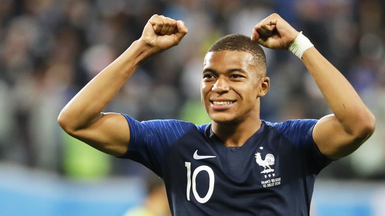 Букмекери назвали фаворитів на Золотий м'яч 2018