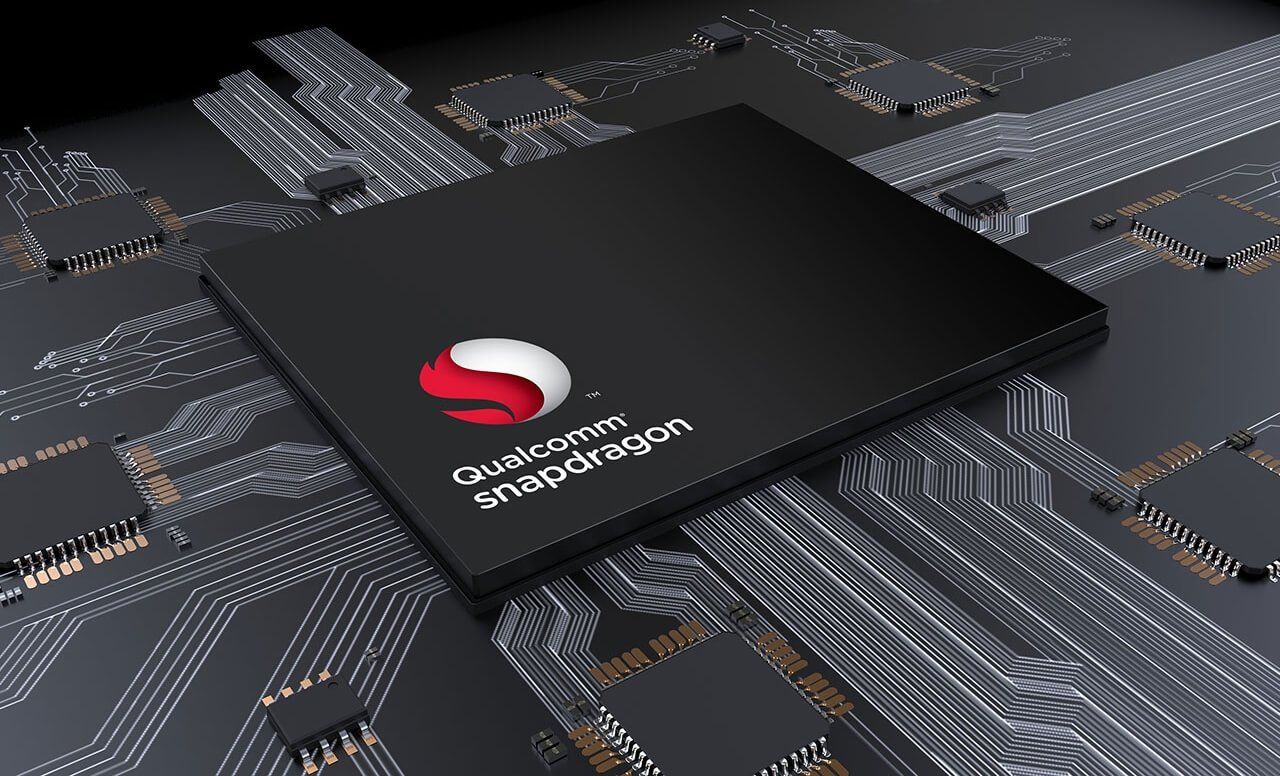 Мобільний процесор Snapdragon 855 виявився потужнішим за Apple A12 - фото 1