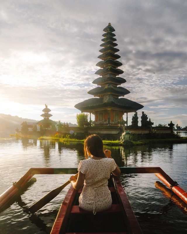 Метью Масс надиханє на мандри своїми тревел-знімками - фото 266112