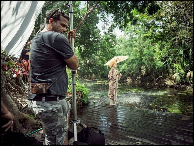 Як відбувалася зйомка календаря Pirelli 2019 з Сергієм Полуніним і Джіджі Хадід - фото 265727