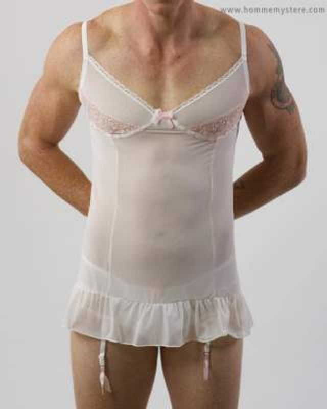 В Австралії випустили колекцію бюстгальтерів для чоловіків- фото 272902