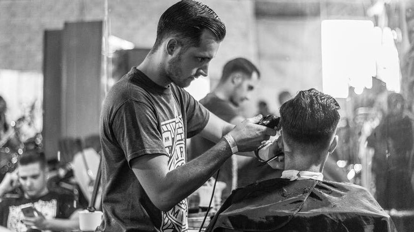 Місячний календар стрижок на серпень 2018: коли стригти волосся