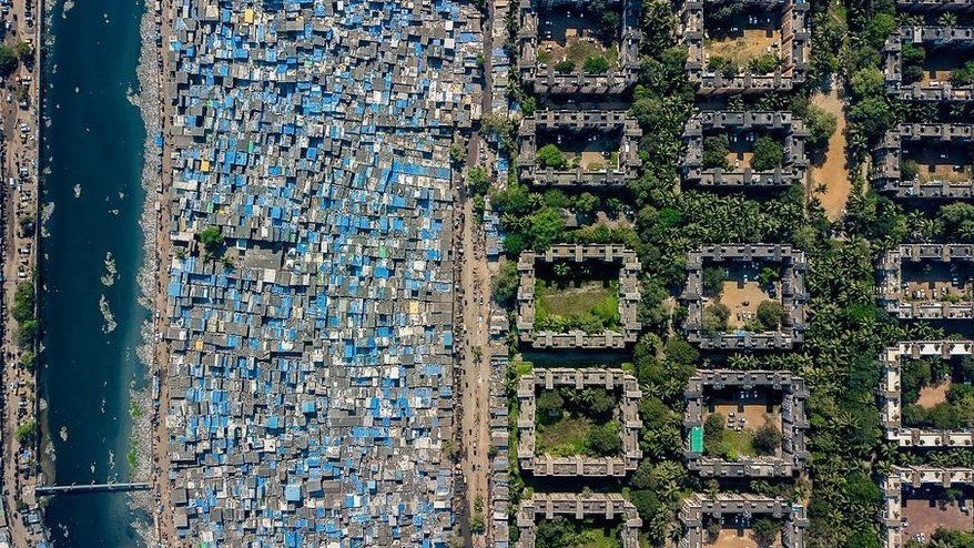 Багаті і бідні квартали Африки, Мексики та Індії з висоти пташиного польоту