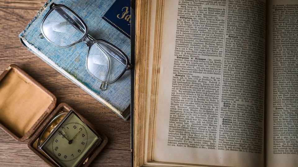 5 заплутаних книг, які навчать кмітливості