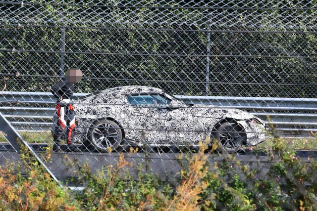 Нова Toyota Supra потрапила в аварію на трасі Нюрбургрингу - фото 271779