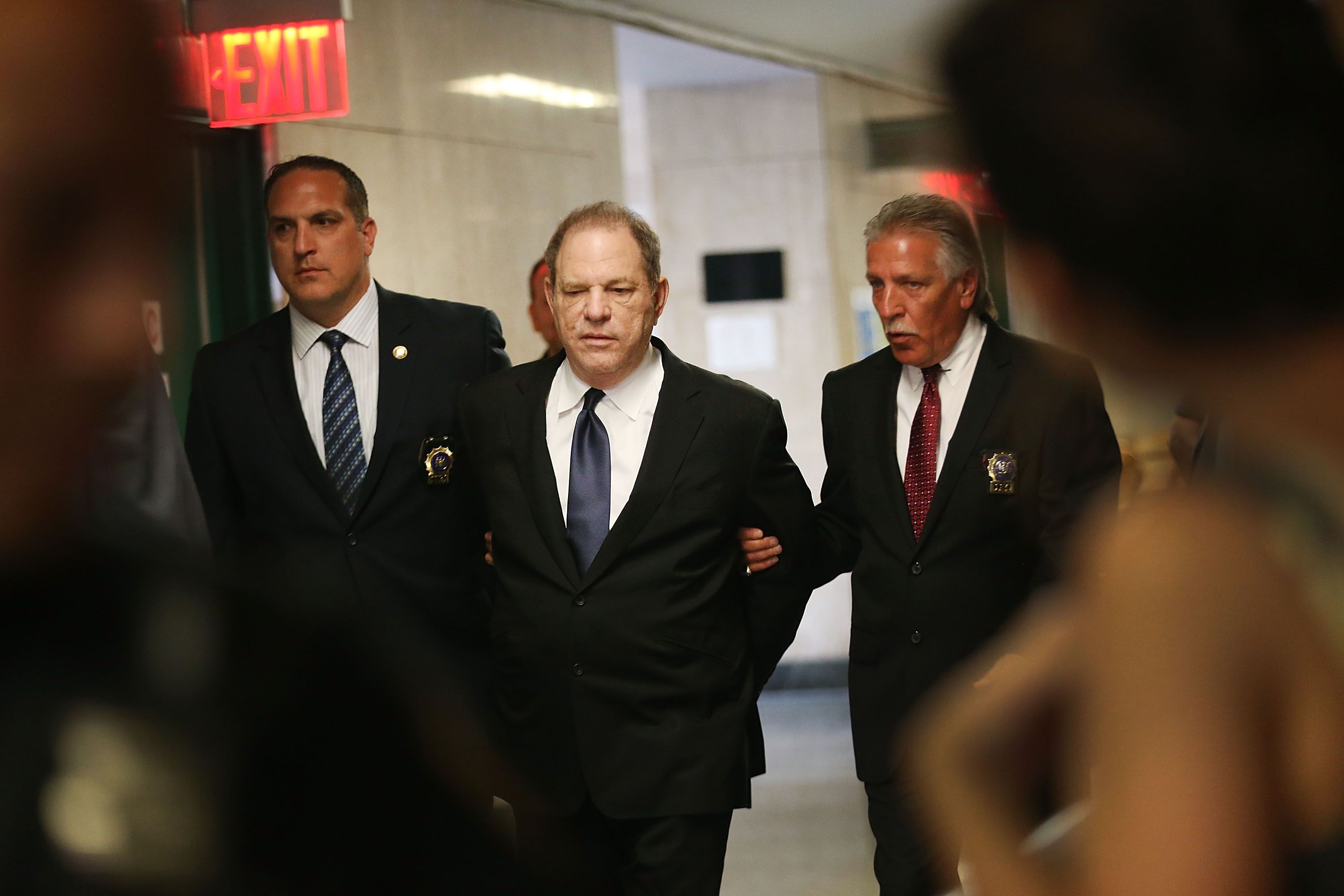 Друг Вайнштейна присвятив йому сумну пісню