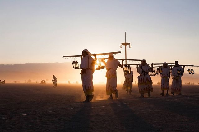 Фото з книги Dust to Dawn - фото 272575