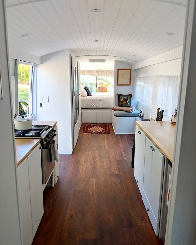 Раритетний автобус GMC 1966 у новому житті - фото 267119